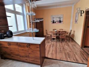 Prodej bytu 4+1, Ostrava - Moravská Ostrava, Střední, 149 m2