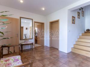 Prodej rodinného domu, Stehelčeves, V. Moravce, 305 m2