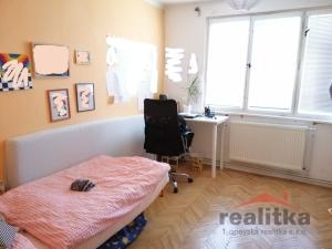 Pronájem bytu 2+1, Opava - Předměstí, Sadová, 51 m2