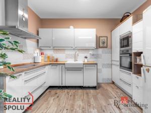 Prodej obchodního prostoru, Jablonec nad Nisou - Mšeno nad Nisou, Želivského, 300 m2