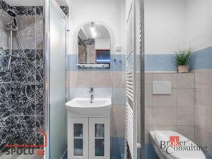 Prodej obchodního prostoru, Jablonec nad Nisou - Mšeno nad Nisou, Želivského, 300 m2