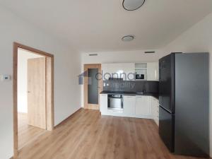 Pronájem bytu 2+kk, Praha - Letňany, Malkovského, 51 m2