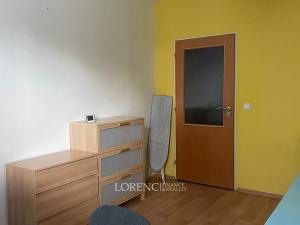 Pronájem bytu 2+kk, Praha - Záběhlice, Ve slatinách, 45 m2