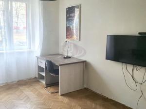 Pronájem bytu 2+kk, Praha - Košíře, Vrchlického, 45 m2