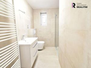 Pronájem rodinného domu, Zlín - Kostelec, Přehradní, 145 m2