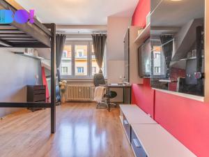 Prodej bytu 2+kk, Praha - Libeň, U svobodárny, 66 m2