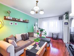 Prodej bytu 3+1, Dašice, 28. října, 74 m2