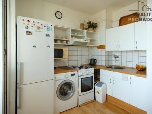 Pronájem bytu 1+1, Olomouc - Neředín, Politických vězňů, 34 m2
