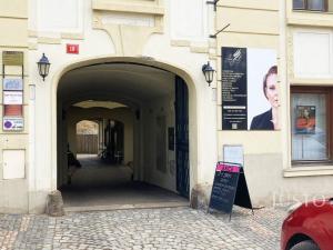 Pronájem kanceláře, Jílové u Prahy, Masarykovo náměstí, 34 m2