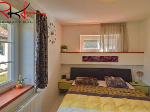 Prodej rodinného domu, Černouček, 180 m2