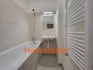 Pronájem bytu 2+1, Karviná - Nové Město, tř. Osvobození, 57 m2