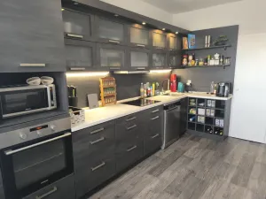 Pronájem bytu 2+1, Hradec Králové - Pražské Předměstí, Vocelova, 75 m2