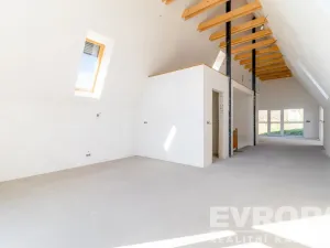 Prodej rodinného domu, Konárovice, 213 m2