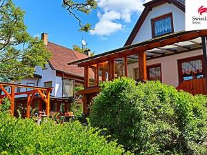 Prodej rodinného domu, Černovice, Husovy sady, 400 m2