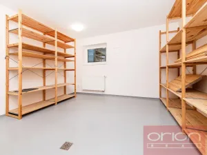 Pronájem rodinného domu, Praha - Jinonice, Vacínovská, 360 m2