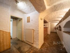 Prodej obchodního prostoru, České Budějovice - České Budějovice 1, nám. Přemysla Otakara II., 301 m2