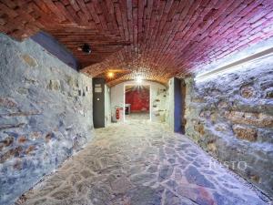 Prodej obchodního prostoru, České Budějovice - České Budějovice 1, nám. Přemysla Otakara II., 301 m2