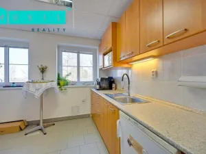 Prodej kanceláře, Olomouc - Neředín, 1500 m2