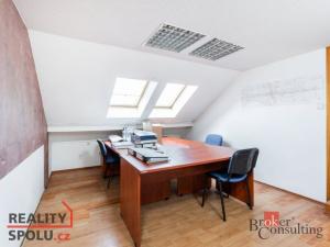 Prodej obchodního prostoru, Pardubice - Zelené Předměstí, Milheimova, 580 m2