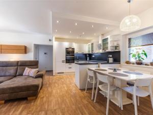 Prodej rodinného domu, Kostelec nad Černými lesy - Kostelec nad Černými Lesy, Na Hrázi, 77 m2