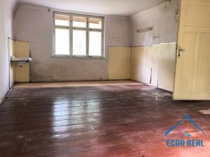Prodej chalupy, Stará Paka - Roškopov, 250 m2