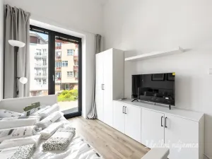 Pronájem bytu 1+kk, Praha - Kyje, Za černým mostem, 25 m2