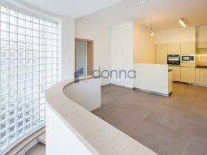 Pronájem bytu 3+1, Praha - Troja, Trojská, 114 m2