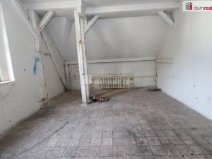 Prodej komerční nemovitosti, Kraslice, Pod nádražím, 1600 m2