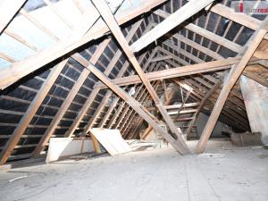 Prodej komerční nemovitosti, Kraslice, Pod nádražím, 1600 m2