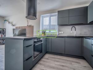 Prodej bytu 3+kk, Polerady, 81 m2