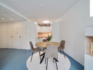 Pronájem bytu 3+kk, Praha - Petrovice, Rezlerova, 65 m2