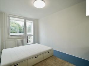 Pronájem bytu 3+kk, Praha - Petrovice, Rezlerova, 65 m2