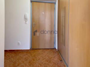 Pronájem bytu 1+kk, Praha - Kyje, Federova, 35 m2