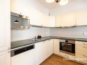 Pronájem bytu 2+kk, Praha - Letňany, Pavla Beneše, 50 m2