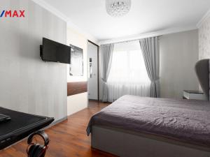 Prodej bytu 3+kk, Karlovy Vary - Drahovice, Zbrojnická, 91 m2