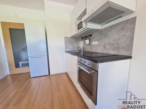 Pronájem bytu 1+kk, Horoměřice, Velvarská, 34 m2