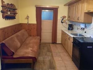 Prodej chalupy, Zlatá Koruna - Plešovice, 100 m2
