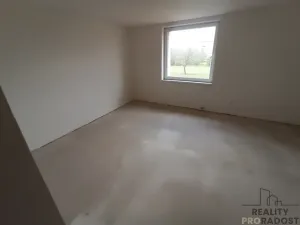 Prodej rodinného domu, Veltruby, K zastávce, 140 m2