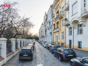 Prodej bytu 3+1, Praha - Vinohrady, U Havlíčkových sadů, 75 m2