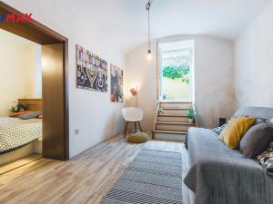 Prodej bytu 3+1, Praha - Vinohrady, U Havlíčkových sadů, 75 m2