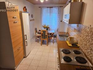 Pronájem rodinného domu, Lubenec, Chýšská, 185 m2