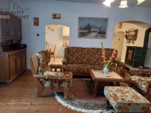 Pronájem rodinného domu, Lubenec, Chýšská, 185 m2