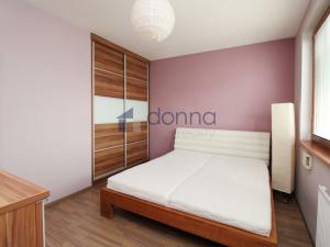 Pronájem bytu 2+kk, Praha - Lhotka, Štúrova, 64 m2