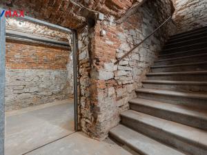 Pronájem obchodního prostoru, Praha - Karlín, Prvního pluku, 74 m2
