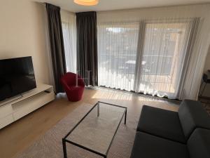 Pronájem bytu 3+kk, Praha - Libeň, Menclova, 85 m2