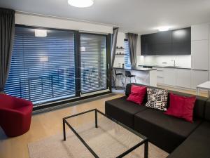 Pronájem bytu 3+kk, Praha - Libeň, Menclova, 85 m2