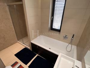 Pronájem bytu 3+kk, Praha - Libeň, Menclova, 85 m2