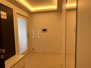 Pronájem bytu 3+kk, Praha - Libeň, Menclova, 85 m2