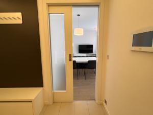 Pronájem bytu 3+kk, Praha - Libeň, Menclova, 85 m2