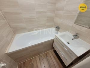 Pronájem bytu 2+1, Opava, Ratibořská, 53 m2